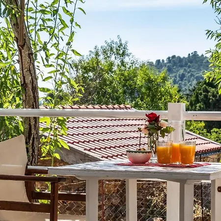 Casa de Férias Skopelos Amigdalia *