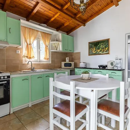 Skopelos Amigdalia Casa de Férias *